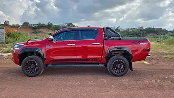 Toyota Hilux - Combat Roll Bar