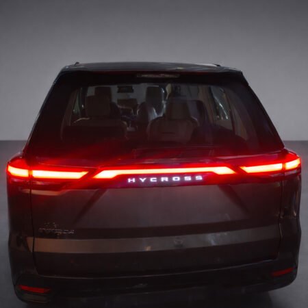 Toyota Innova Hycross Connected Tail Light